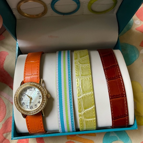 Watch Set - Picture 2 of 5